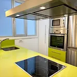 And Modern In The Port 아파트