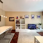 And Modern In The Port 아파트 *