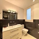 아파트 And Modern In The Port 비고