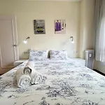 And Modern In The Port 아파트 *