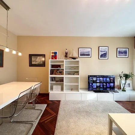 And Modern In The Port Διαμέρισμα *