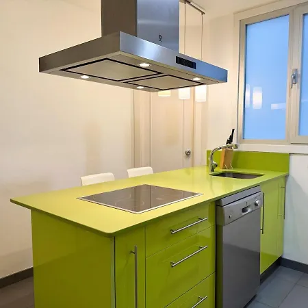 Διαμέρισμα And Modern In The Port *