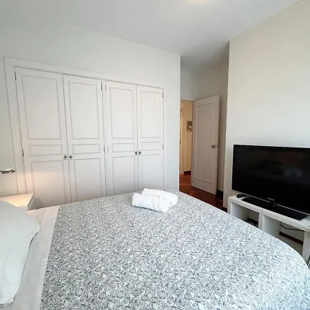 And Modern In The Port Διαμέρισμα Βίγκο