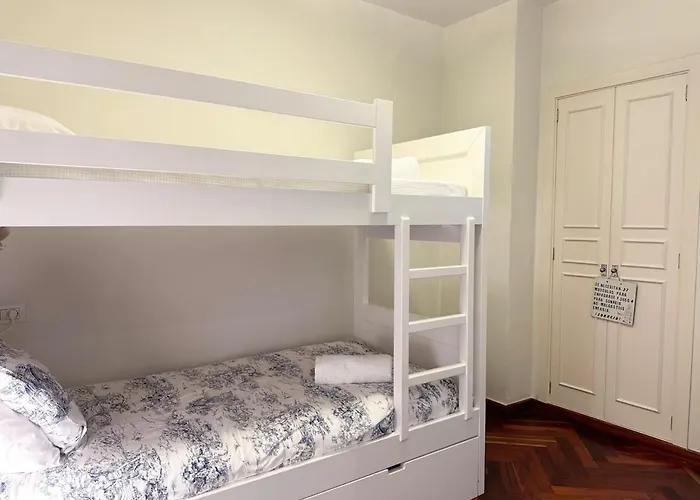 And Modern In The Port Apartmán Vigo