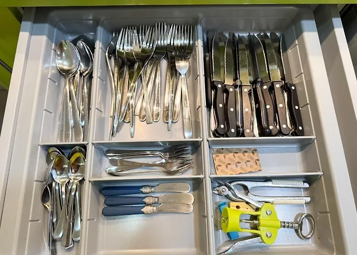 And Modern In The Port Apartmán *