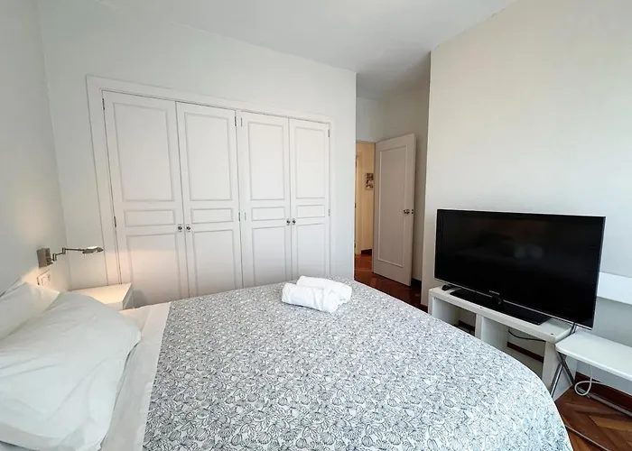 And Modern In The Port Apartmán Vigo