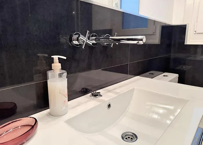 And Modern In The Port